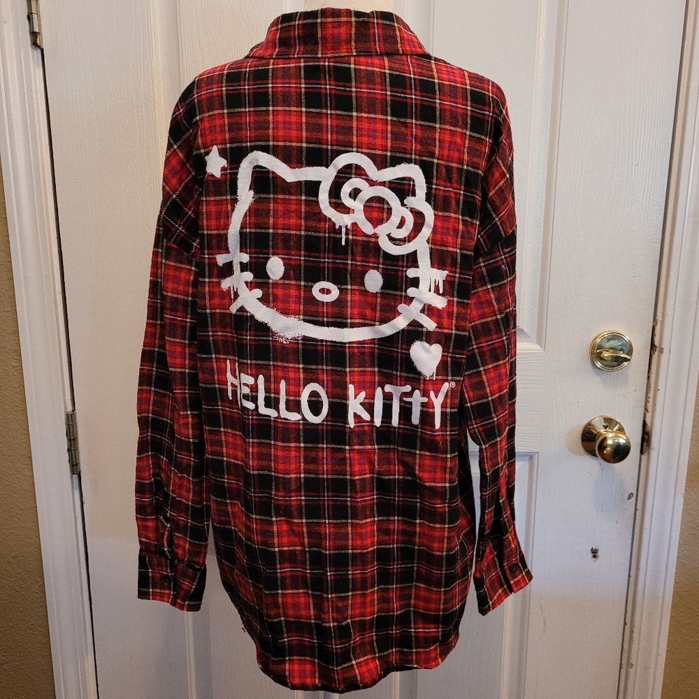 Hello Kitty Flannel Shirt Top Red Buffalo Plaid Long Sleeves Red Medium Graffiti